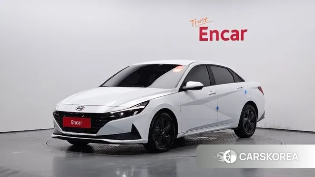 Hyundai Avante Hybrid (CN7) 2022 Белый из Кореи