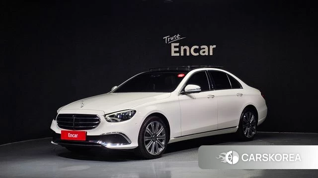 Mercedes-Benz E-Class W213 2021 Белый из Кореи