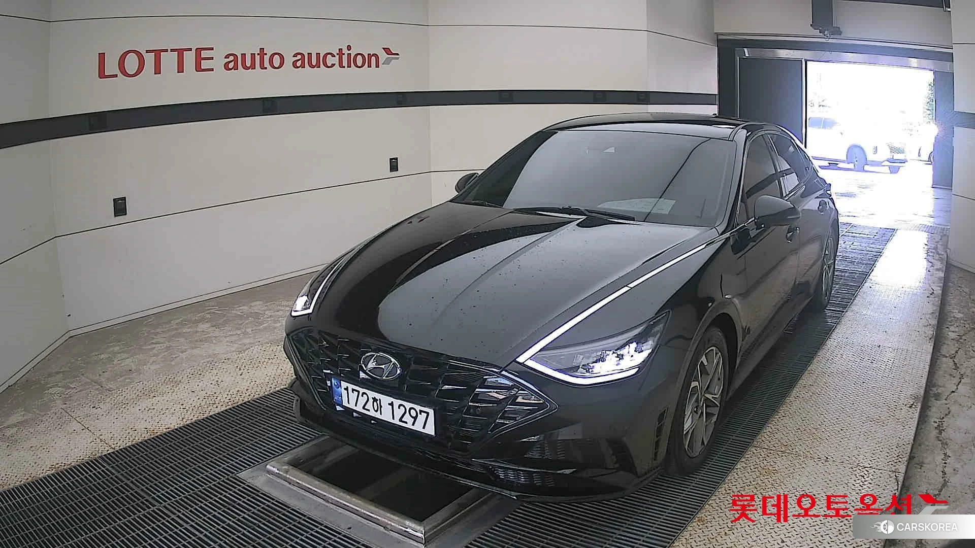 Hyundai Sonata 2022 Abyss Black Pearl из Кореи