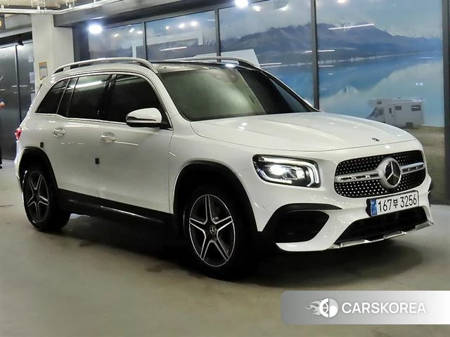 Mercedes-Benz GLB-Class X247 2023 Белый из Кореи