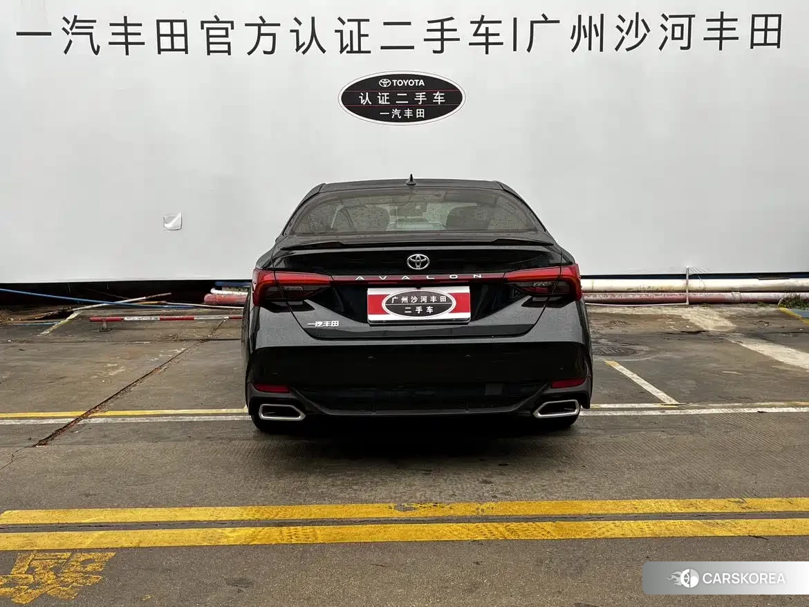 Toyota Avalon 2024 Черный из Китая