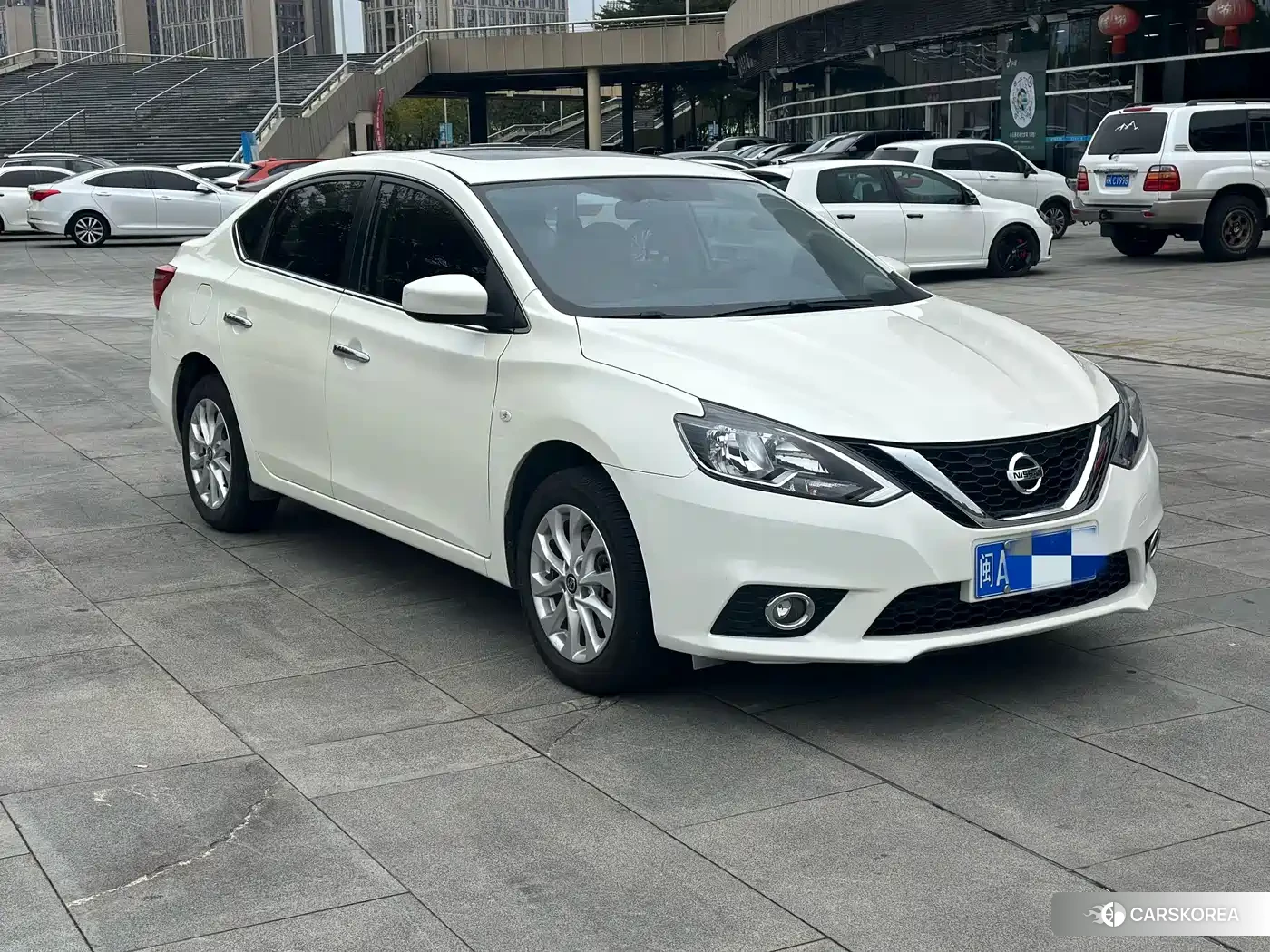 Nissan Sylphy 2023 Белый из Китая