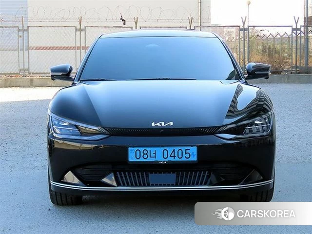 Kia EV6 2023 Черный из Кореи