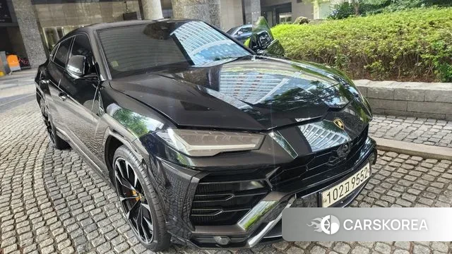Lamborghini Urus 2020 Черный из Кореи