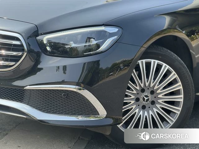 Mercedes-Benz E-class 2022 Черный из Китая