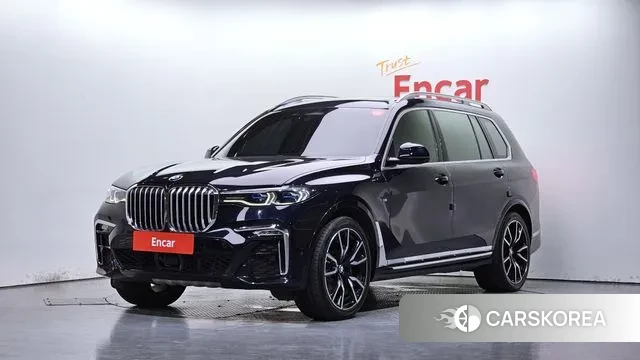 BMW X7 (G07) 2021 Черный из Кореи