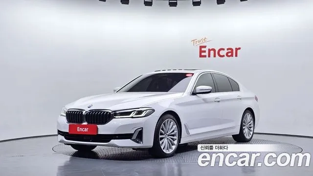 BMW 5 Series (G30) 2022 Белый из Кореи