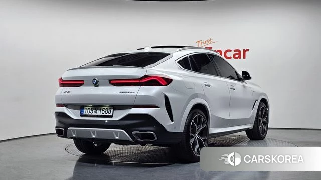 BMW X6 (G06) 2023 Белый из Кореи