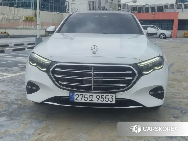 Mercedes-Benz E-Class W214 2024 Белый из Кореи