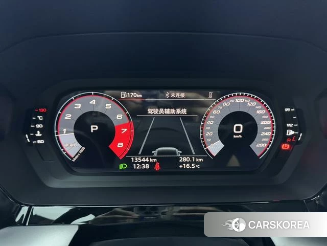 Audi A3 2023 Темно-серый из Китая