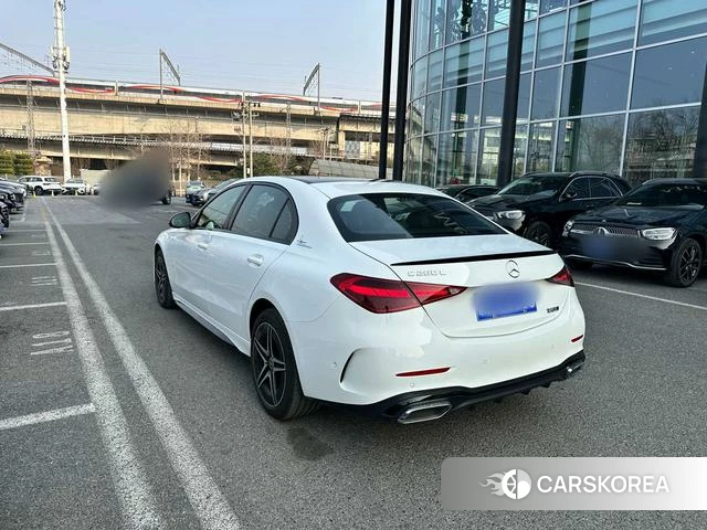 Mercedes-Benz Class C 2024 Белый из Китая