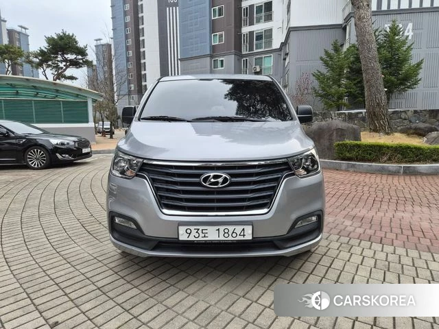 Hyundai The New Grand Starex 2019 Серебряный из Кореи