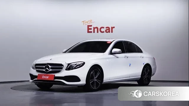 Mercedes-Benz E-Class W213 2020 Белый из Кореи