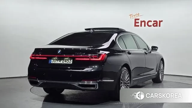 BMW 7 Series (G11) 2022 Черный из Кореи