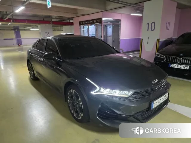 Kia K5 3rd generation 2022 Серый из Кореи