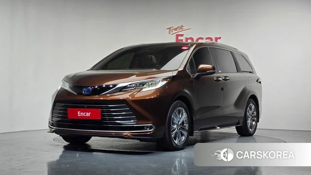 Toyota Sienna 4th Generation 2023 Коричневый из Кореи