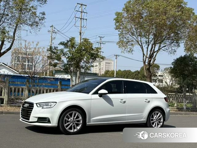 Audi A3 2020 Белый из Китая