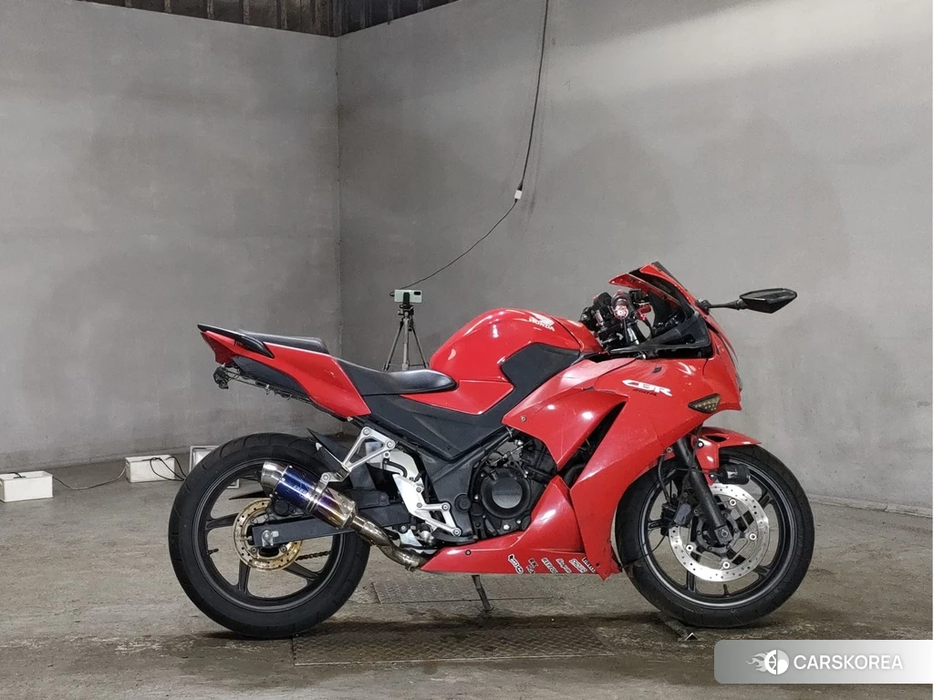 Проданный Honda CBR250R 2016 из Японии