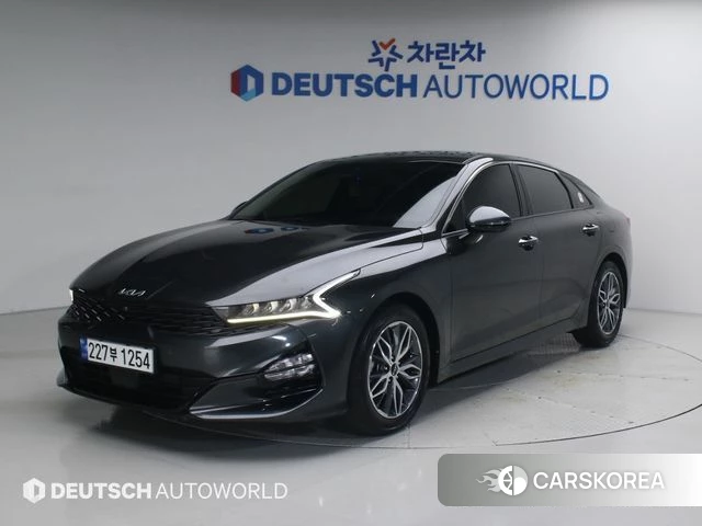 Kia K5 3rd generation 2023 Серый из Кореи