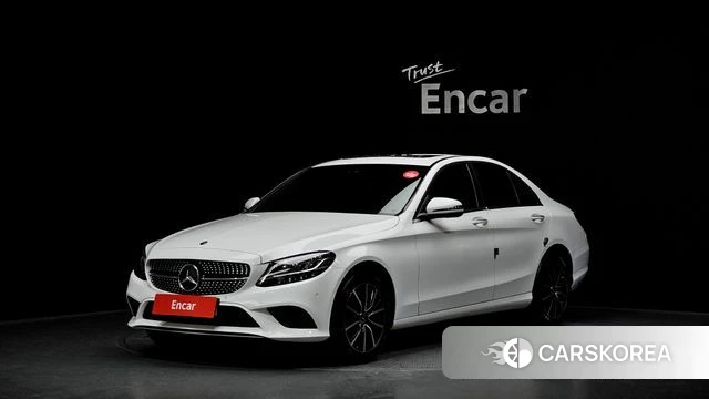 Mercedes-Benz C-Class W205 2020 Белый из Кореи