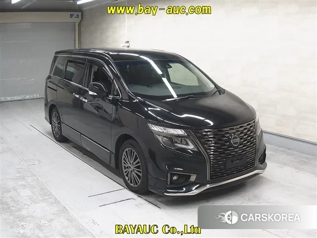 Nissan Elgrand 2021 из Японии