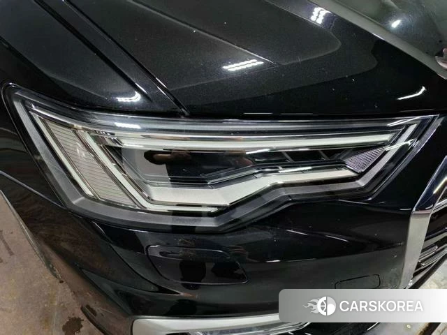 Audi A6L 2023 Черный из Китая