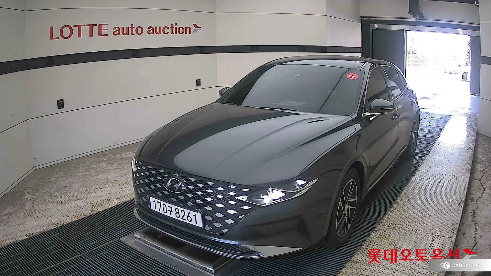 Hyundai Grandeur 2022 Nocturne Grey Metallic из Кореи
