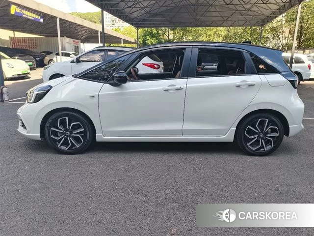 Honda LIFE 2022 Белый из Китая