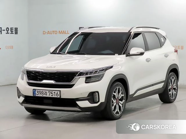Kia Seltos 2022 Белый из Кореи