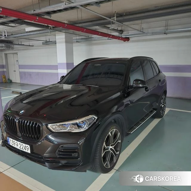 BMW X5 (G05) 2023 Черный из Кореи