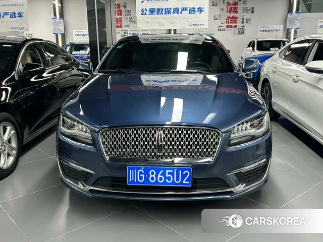 Lincoln MKZ 2019 Синий из Китая