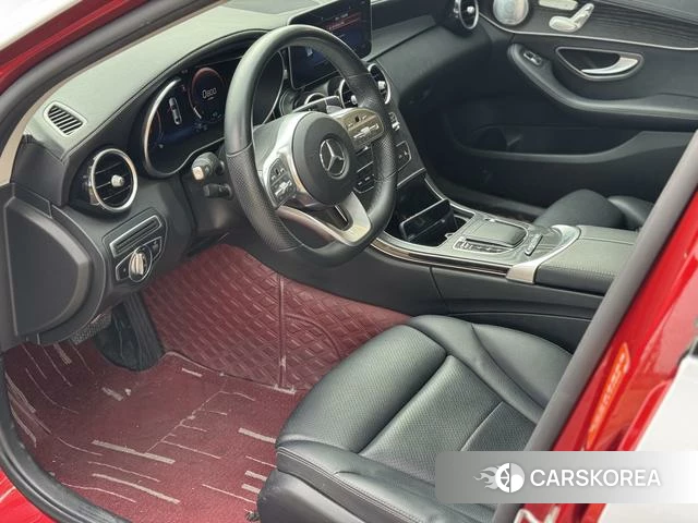Mercedes-Benz Class C 2021 Белый из Китая