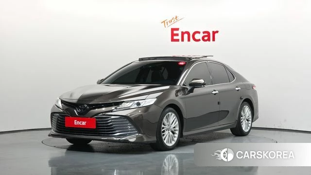 Toyota Camry (XV70) 2019 Коричневый из Кореи