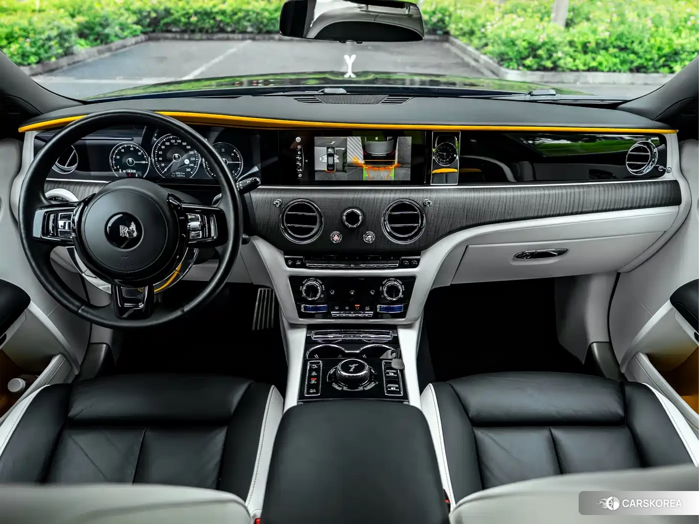 Rolls-Royce Gust 2021 Черный из Китая