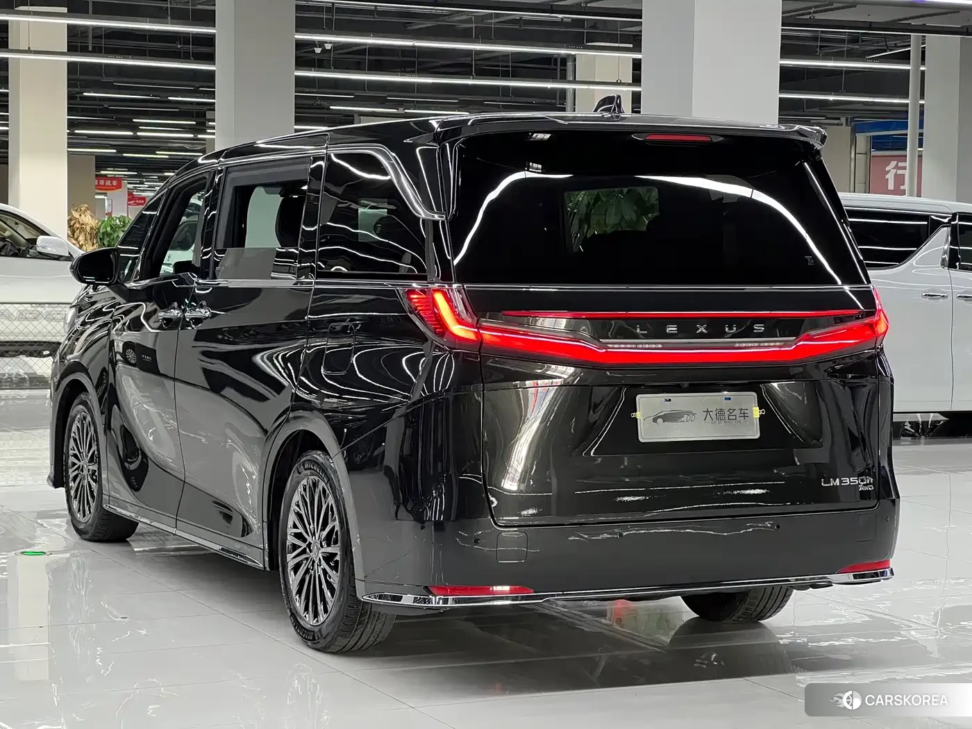 Lexus LM 2023 Черный из Китая, фото 2