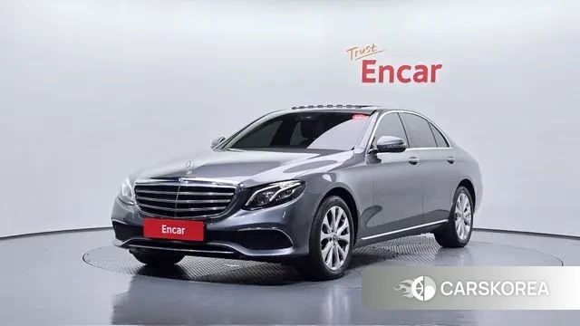 Mercedes-Benz E-Class W213 2019 Серый из Кореи