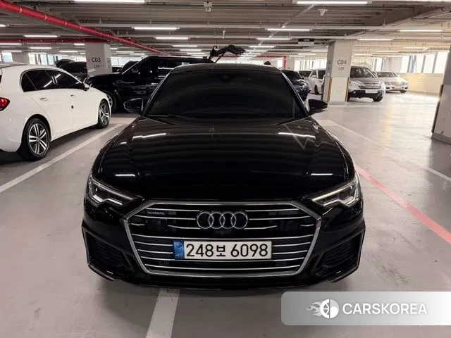 Audi A6 (C8) 2022 Черный из Кореи