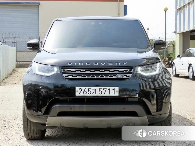 Land Rover Discovery 5 2019 Черный из Кореи