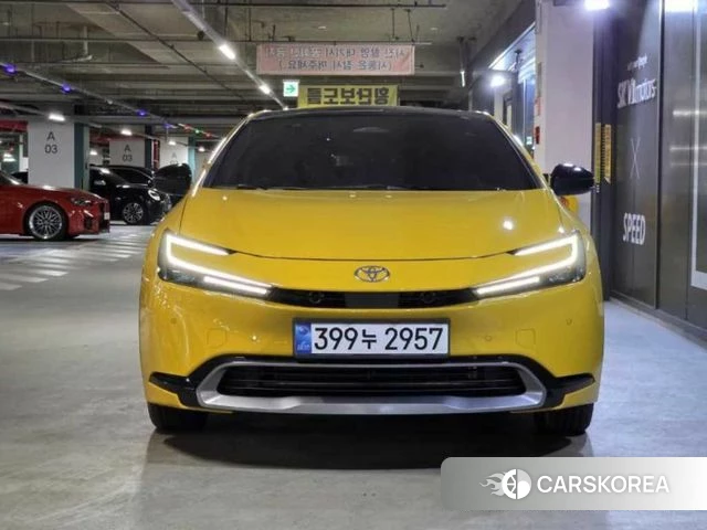 Toyota Prius 5th Generation 2026 Желтый из Кореи