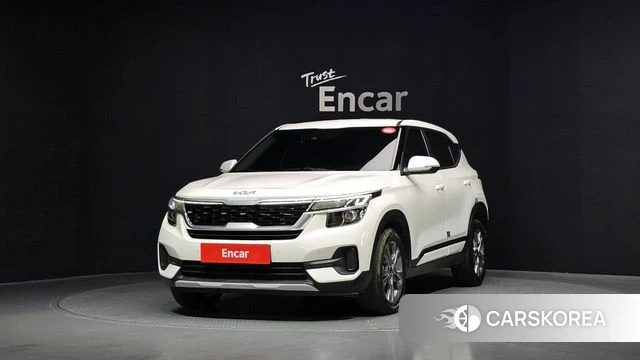 Kia Seltos 2021 Белый из Кореи