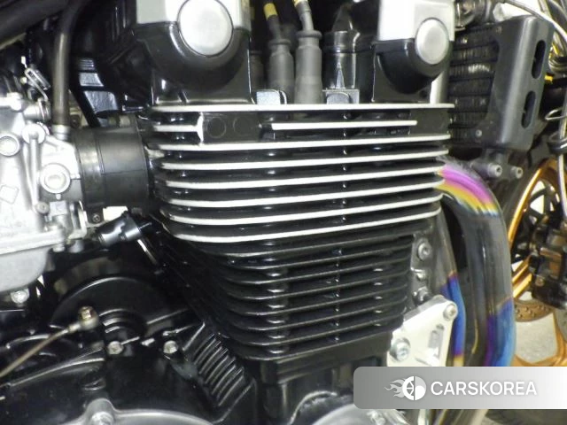 Engine photo