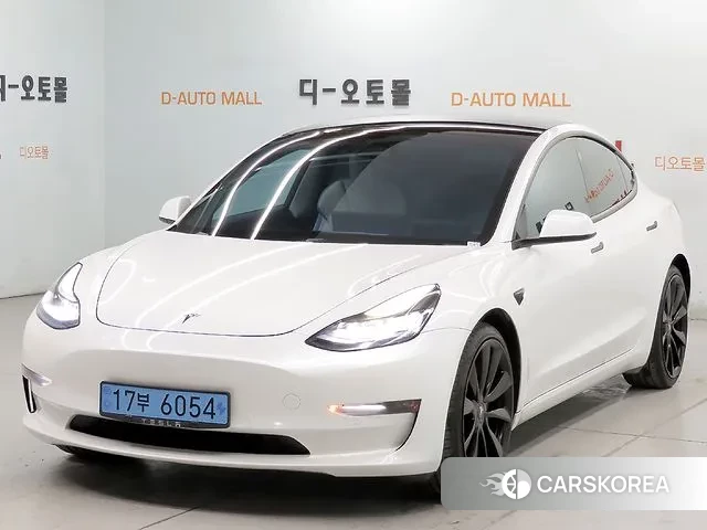 Tesla Model 3 2021 Белый из Кореи