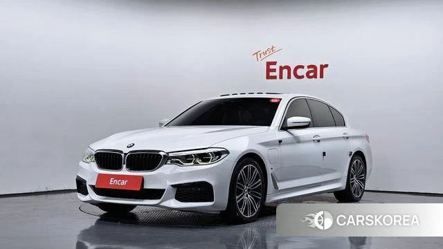 BMW 5 Series (G30) 2020 Белый из Кореи