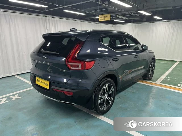 Volvo XC40 2019 Синий из Китая