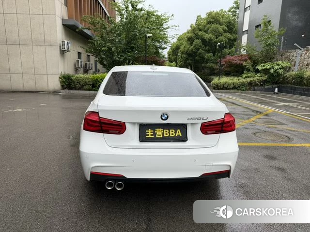BMW 3 series 2018 Белый из Китая