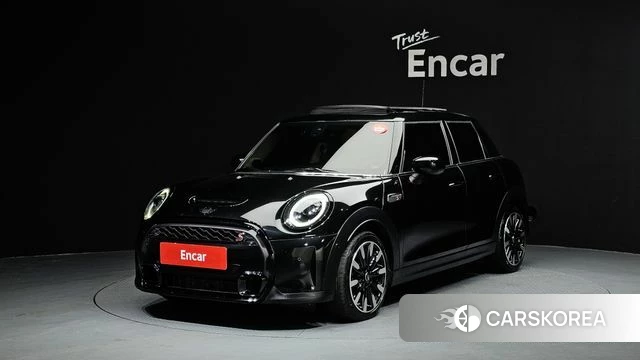 Mini Cooper S 2022 Черный из Кореи