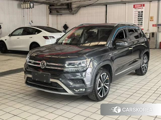 Volkswagen Tuyue 2018 Темно-серый из Китая