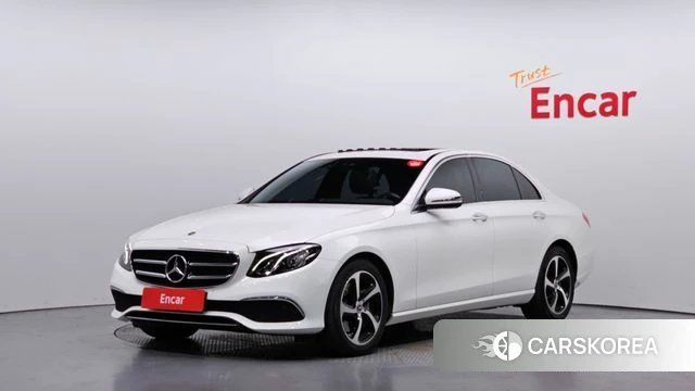 Mercedes-Benz E-Class W213 2020 Белый из Кореи