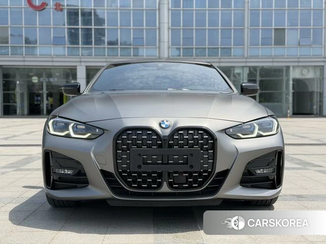 BMW 4 series 2021 Темно-серый из Китая
