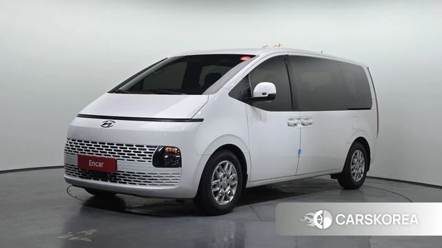 Hyundai Staria 2022 Белый из Кореи
